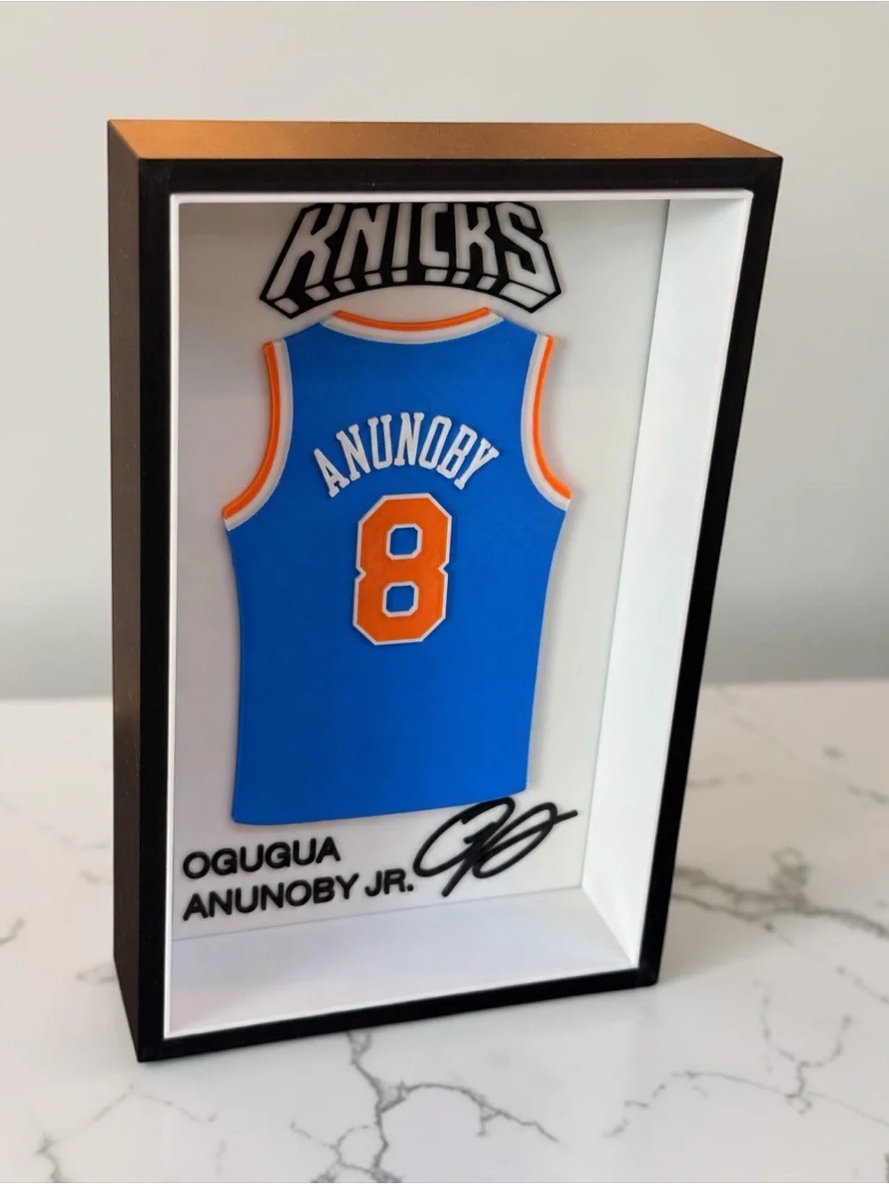 OG Anunoby #8 New York Knicks Inspired 3D Jersey Display Box Fan Decor - Picture 1 of 2